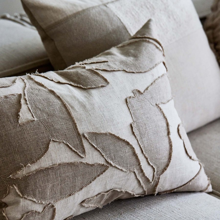 Soft Furnishings | Madras Link Noah Applique Natural/Off White Cushion 40X60Cm