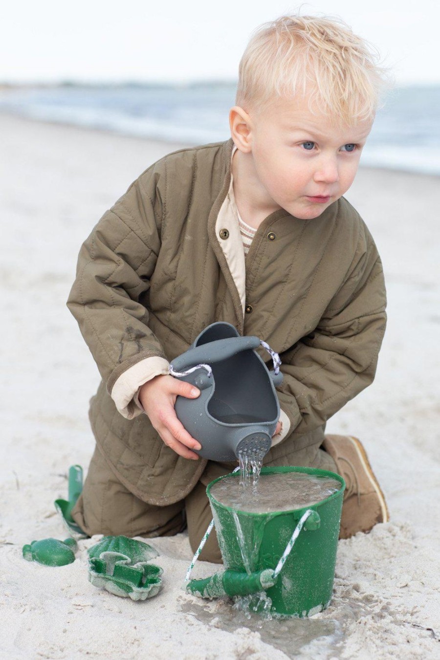 Toys | Scrunch Scrunch Bucket - Dark Moss Green