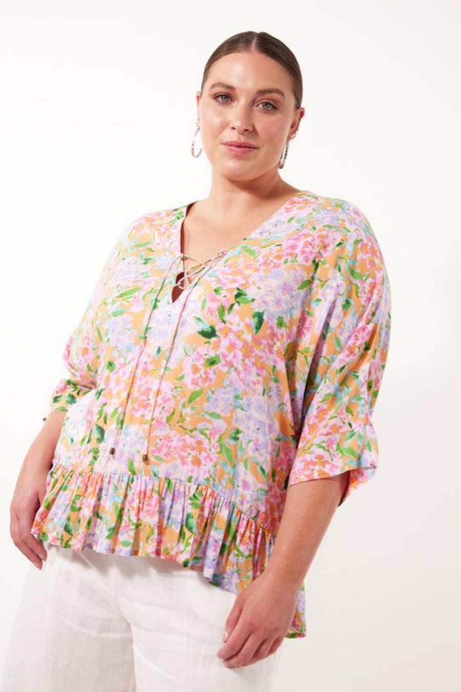 Tops | Isle Of Mine Botanical V Relax Top - Sunset Hydrangea