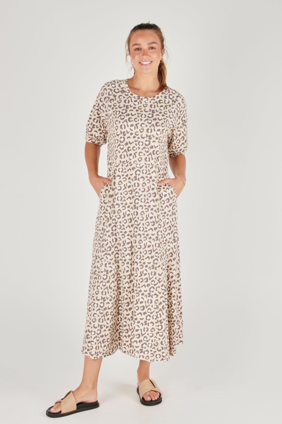 Dresses | One Ten Willow Raglan Sleeve Maxi Dress - Neutral Animal Print