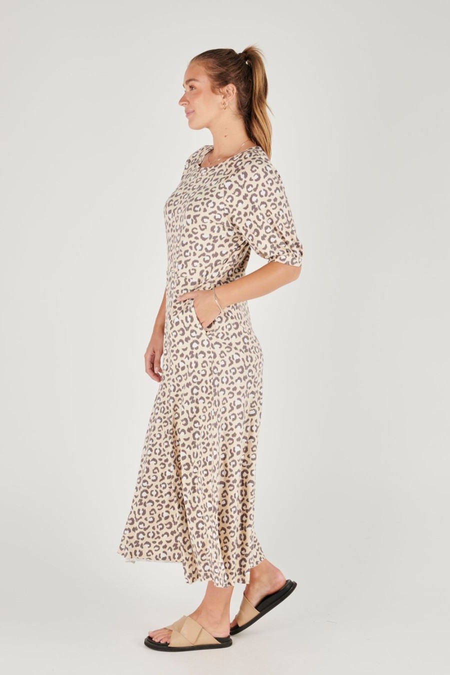 Dresses | One Ten Willow Raglan Sleeve Maxi Dress - Neutral Animal Print